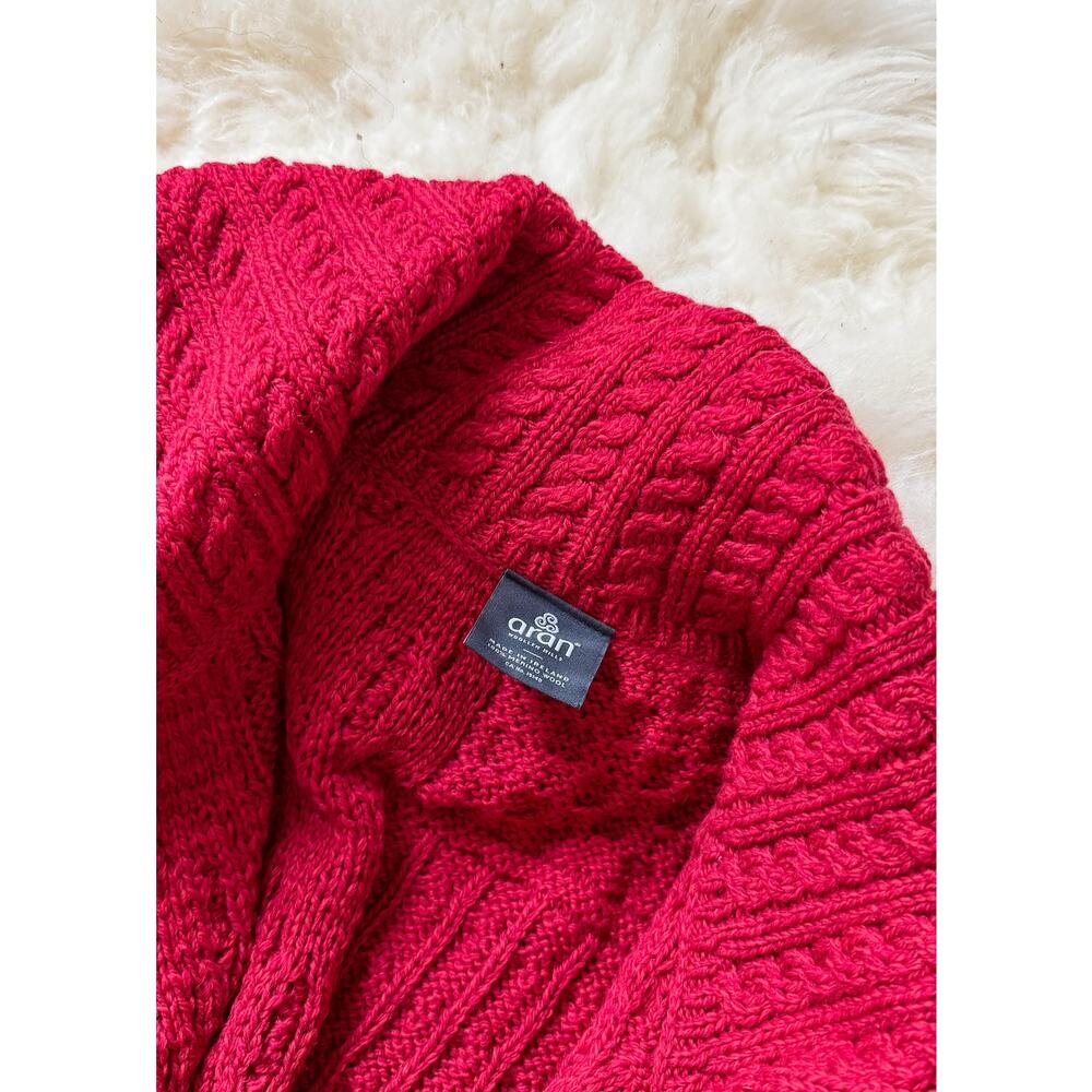 Aran Carraig Donn Irish Cranberry Red 100% Merino Wool Button Knit Sweater - Picture 4 of 11